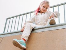 Sportliche Schuhe für Kinder