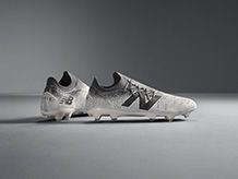New Balance Fußballschuhe