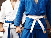 Kimonos für Kampfsport
