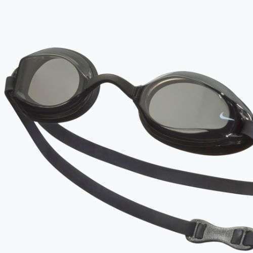Nike Legacy Dk Smoke Grau Schwimmbrille NESSD131-014
