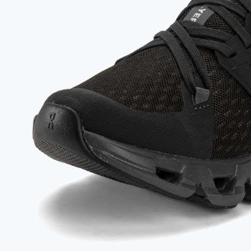Women's On Cloudflyer 4 schwarz/weiß Laufschuhe