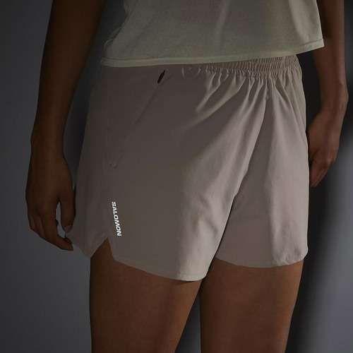 Laufshorts Damen Salomon SHAKEout Core 4" etherea