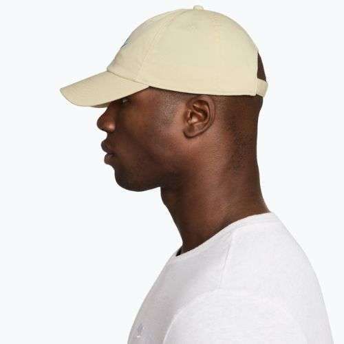 Basecap Nike Club Unstructured Futura Wash light khaki/sapphire