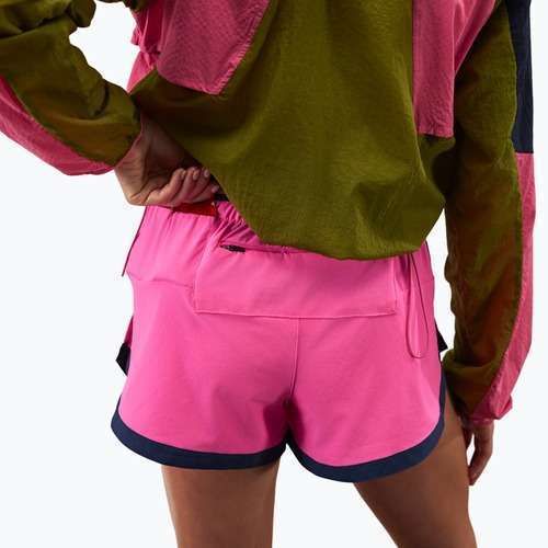 Laufshorts Damen New Balance Schuhe Run Essentials 3" pink heat
