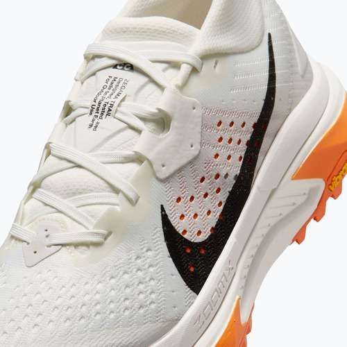 Laufschuhe für Damen Nike ACG Zegama summit white/phantom/safety orange/black