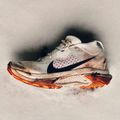 Laufschuhe für Damen Nike ACG Zegama summit white/phantom/safety orange/black 12