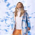 Damen Snowboardjacke ROXY Chloe Kim azurblau Wolken 13