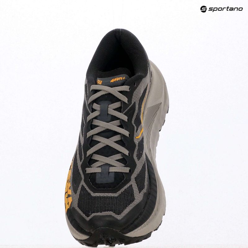 Herren Laufschuhe Hoka Mafate X black/cement 10