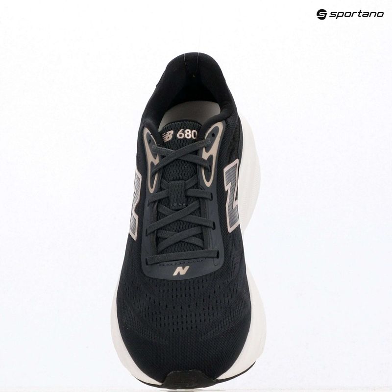 Damen-Laufschuhe New Balance Fresh Foam 680's V9 black/phantom/champagne metallic 9