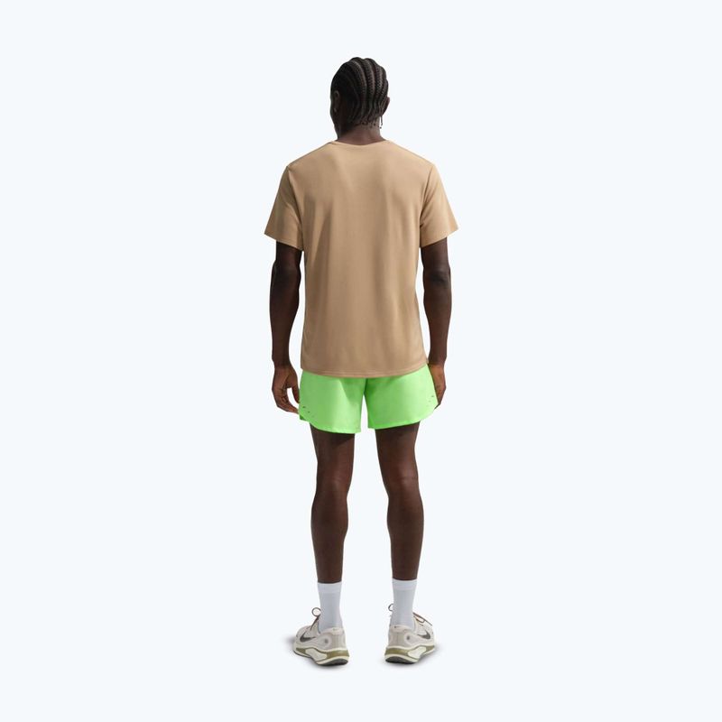 Laufshorts für Herren Nike Stride Dri-Fit Brief-Lined 7" lime blast 3