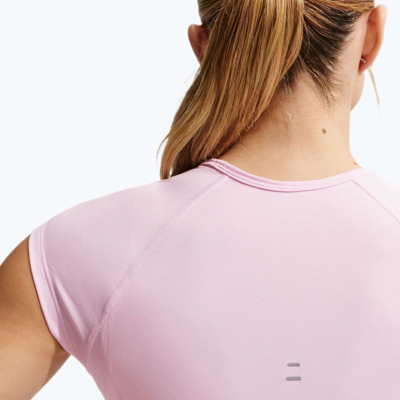 Damen-Laufshirt Nike Swoosh Run Dri-Fit pink foam/photon dust/white 5