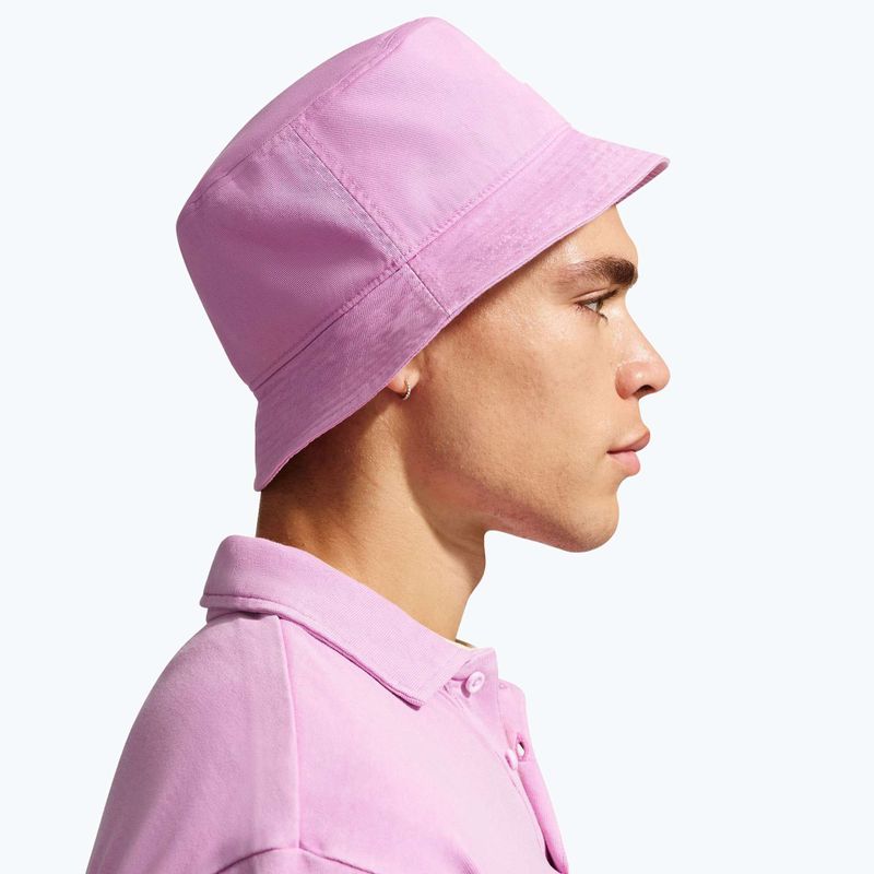Hut Nike Apex Futura light magenta/white 4