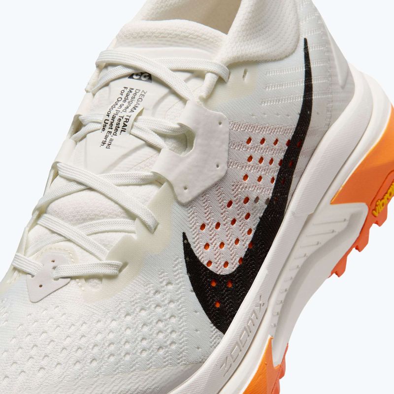 Laufschuhe für Damen Nike ACG Zegama summit white/phantom/safety orange/black 10
