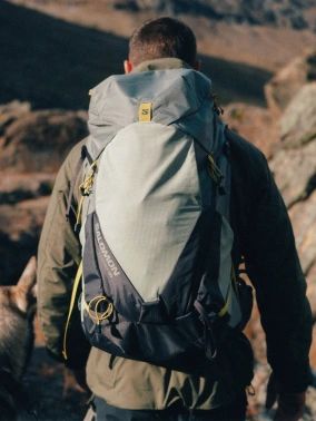 Trekking- und Wanderrucksäcke